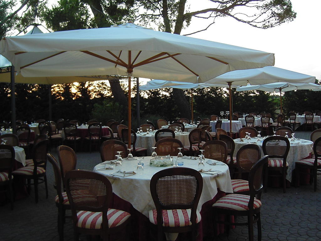 Agriturismo Antico Leccio Hotel Gioia Del Colle Kültér fotó