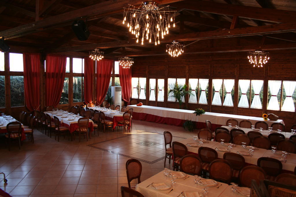 Agriturismo Antico Leccio Hotel Gioia Del Colle Kültér fotó